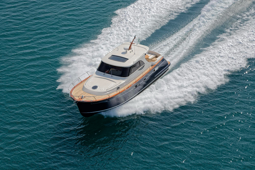 Read more about the article A Guide To The Different Types Of Boats