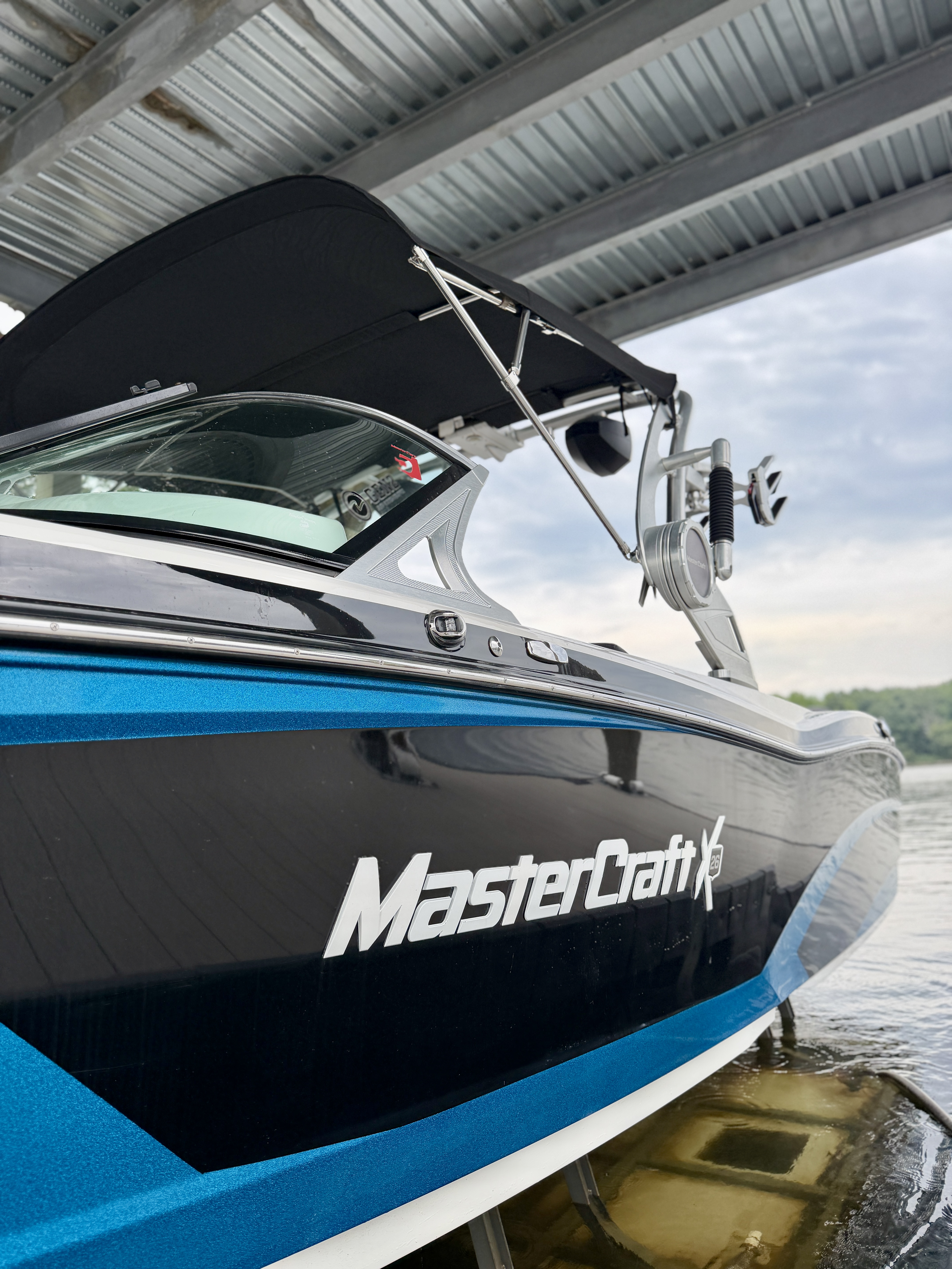 2018 MasterCraft X26 Sport Boat