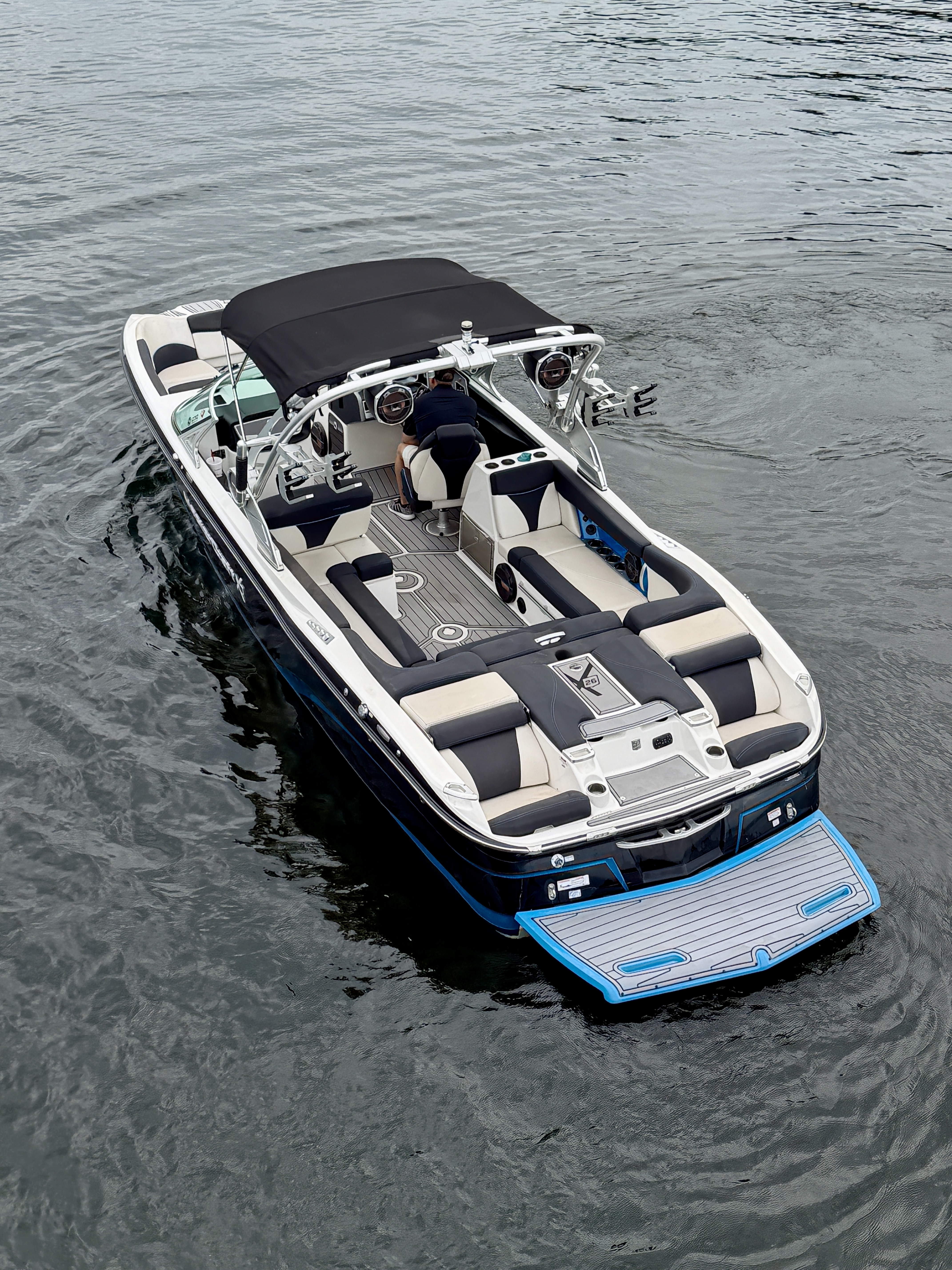 2018 MasterCraft X26 Sport Boat