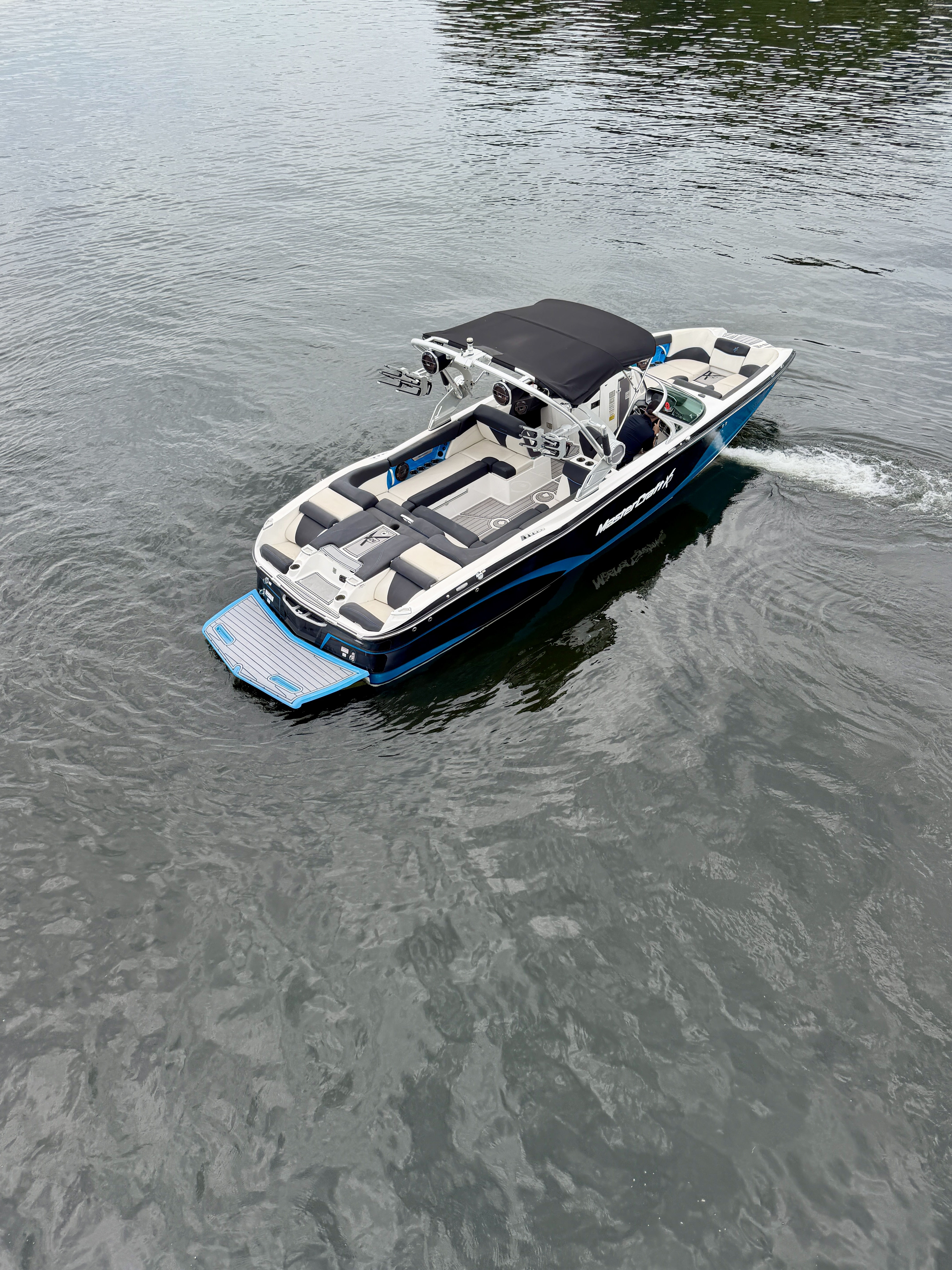 2018 MasterCraft X26 Sport Boat