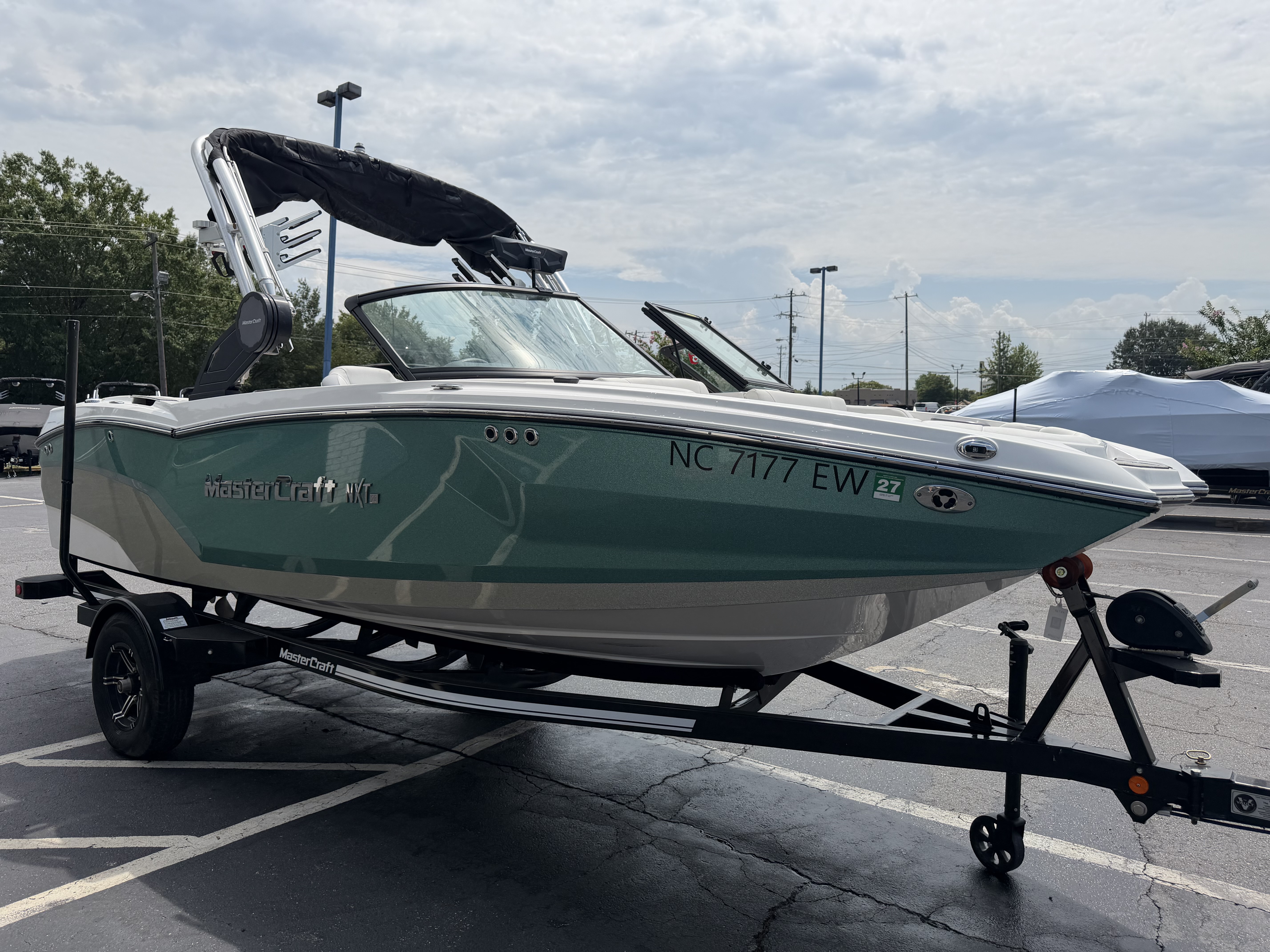 2022 MasterCraft NXT20 Sport Boat