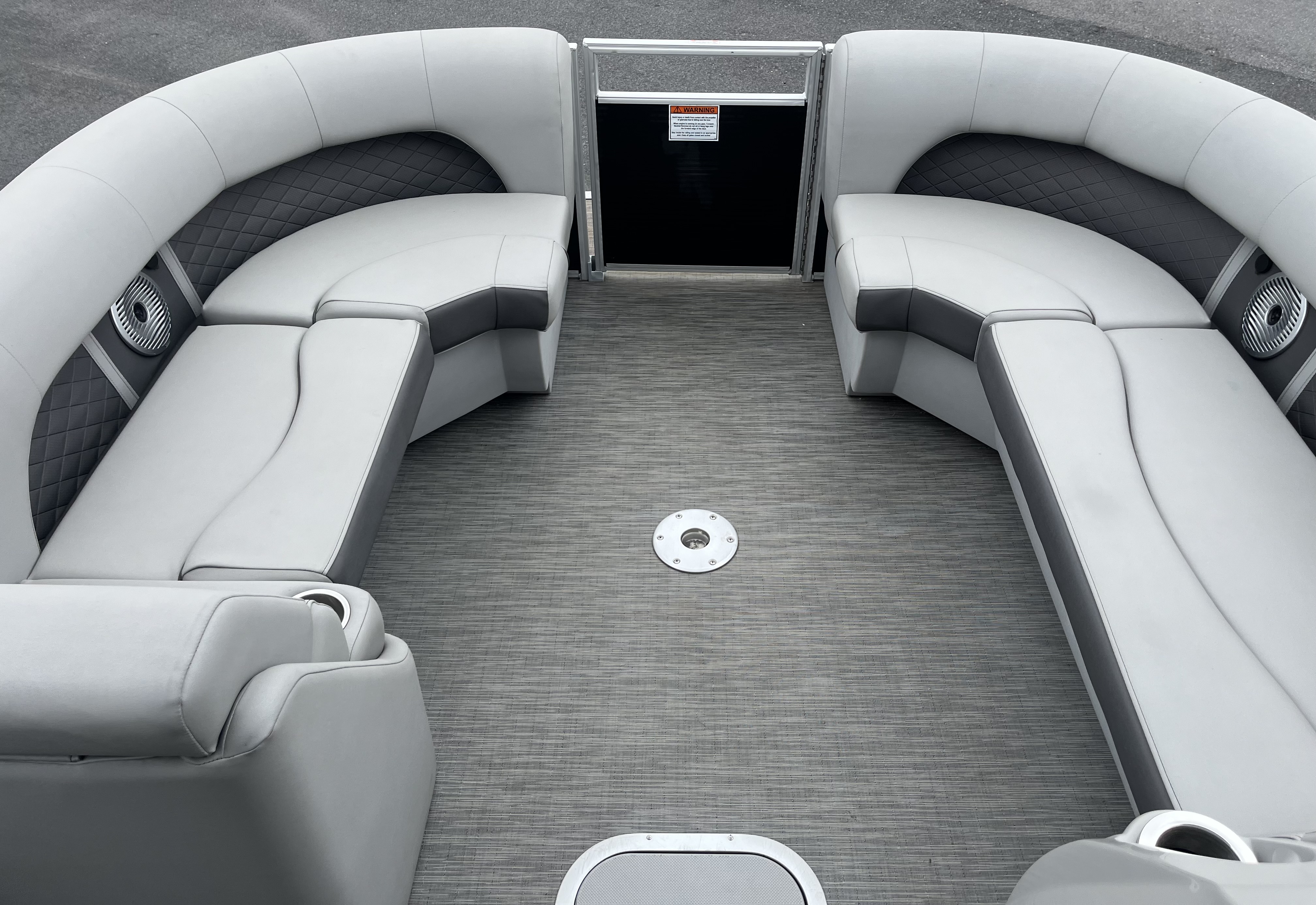 2022 Bennington 23 lsr Pontoon