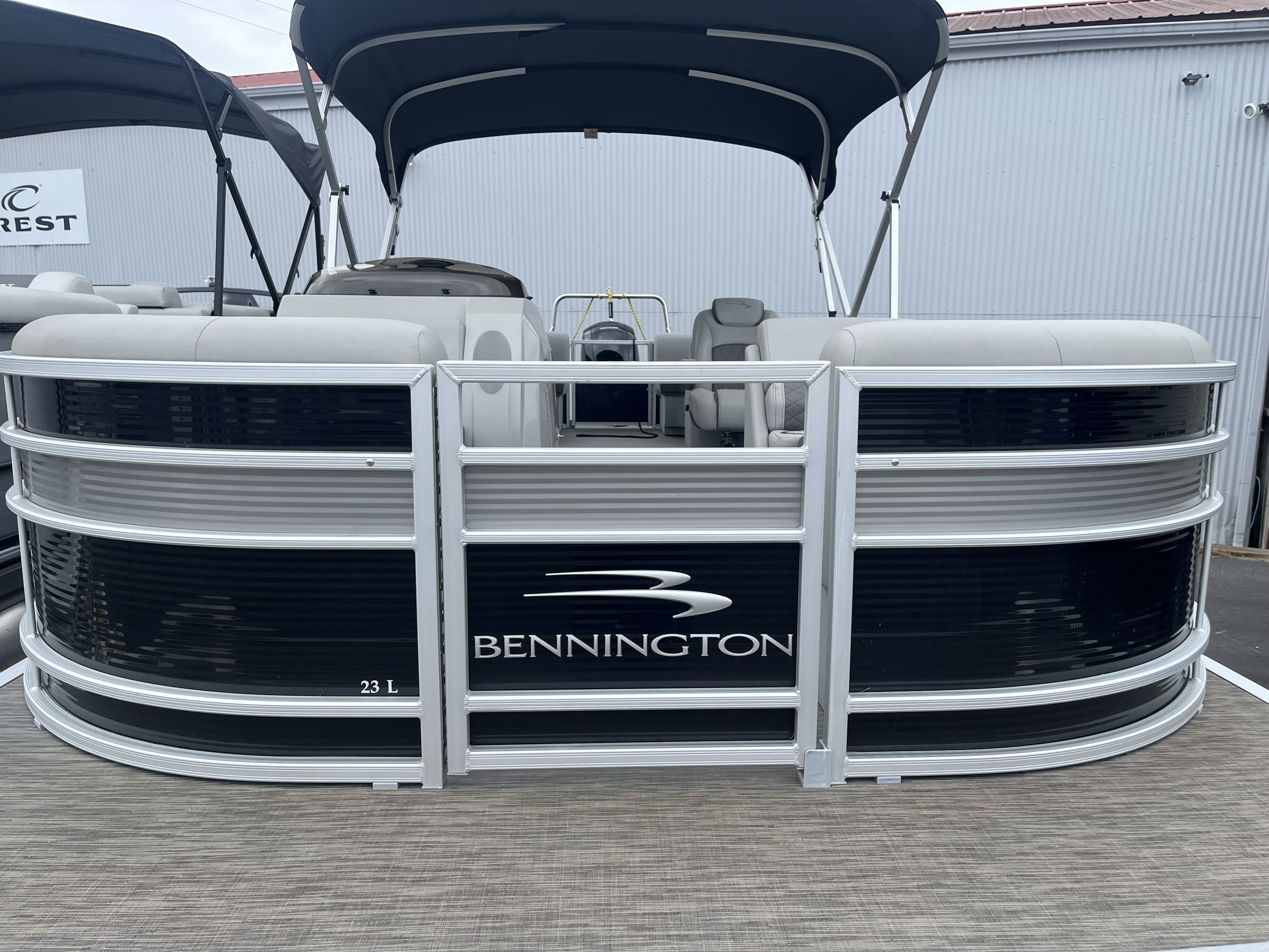 2022 Bennington 23 lsr Pontoon