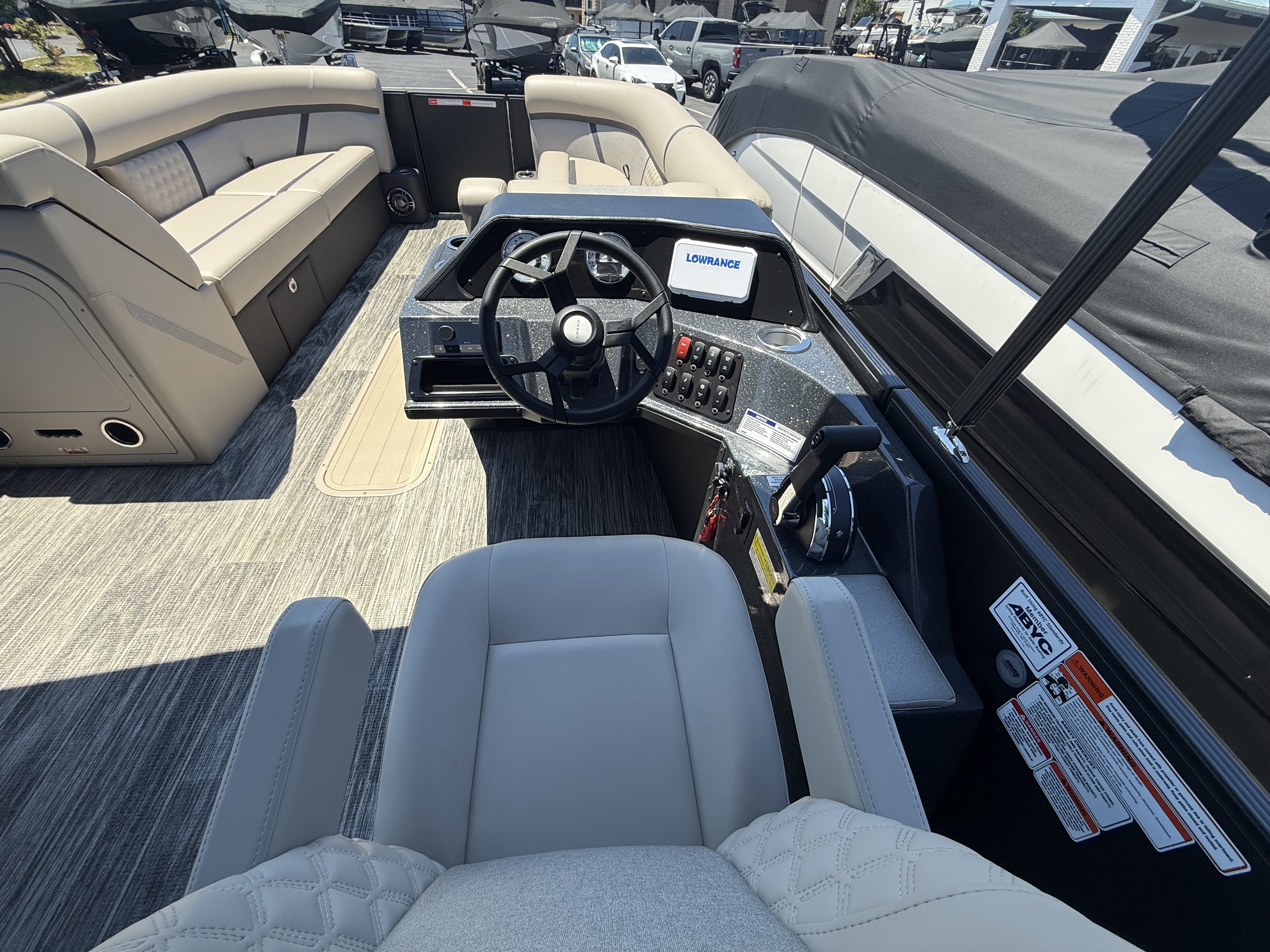 2026 Crest CONQUEST 235SLSC Pontoon