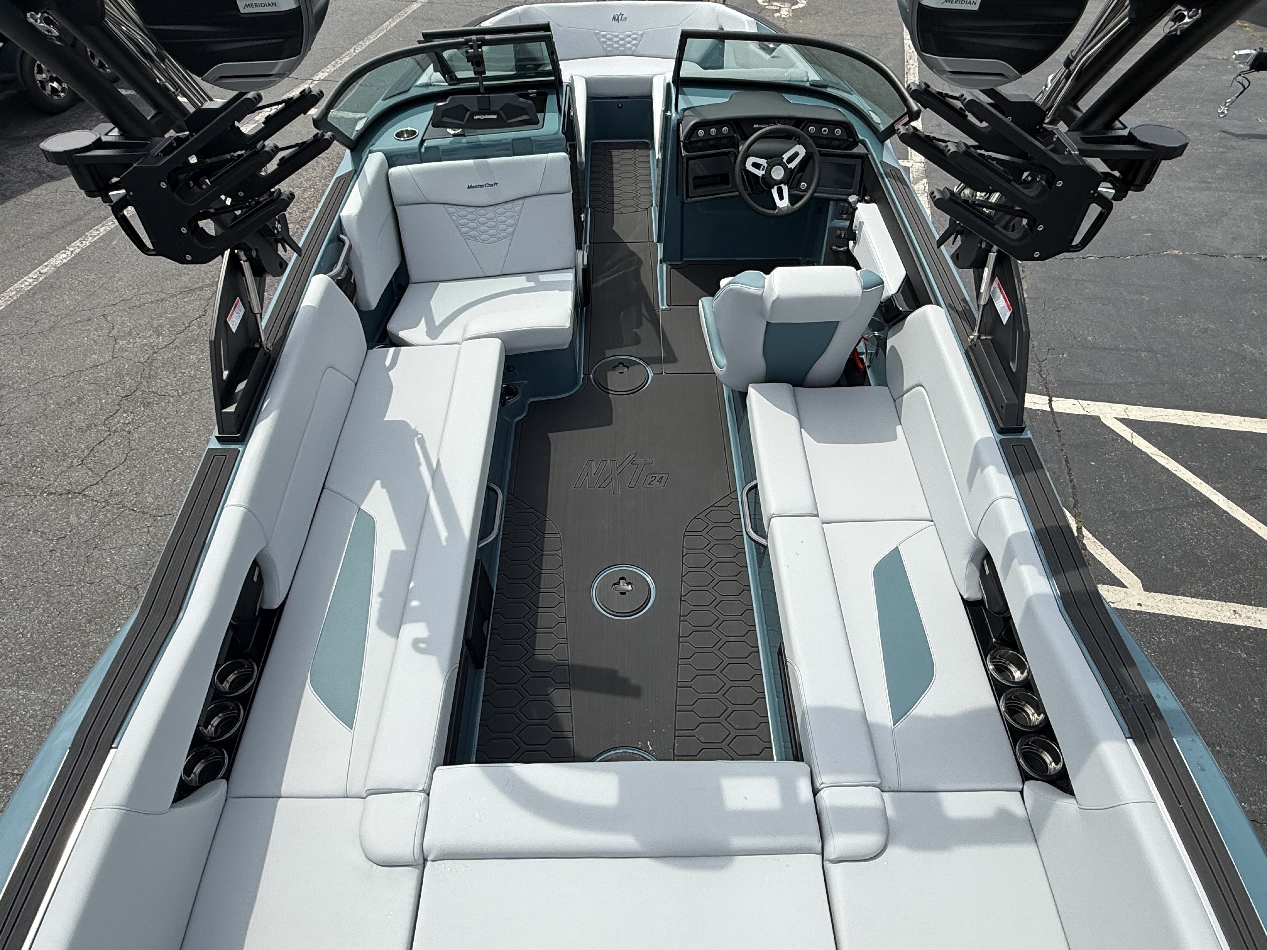 2027 MasterCraft NXT24 Sport Boat