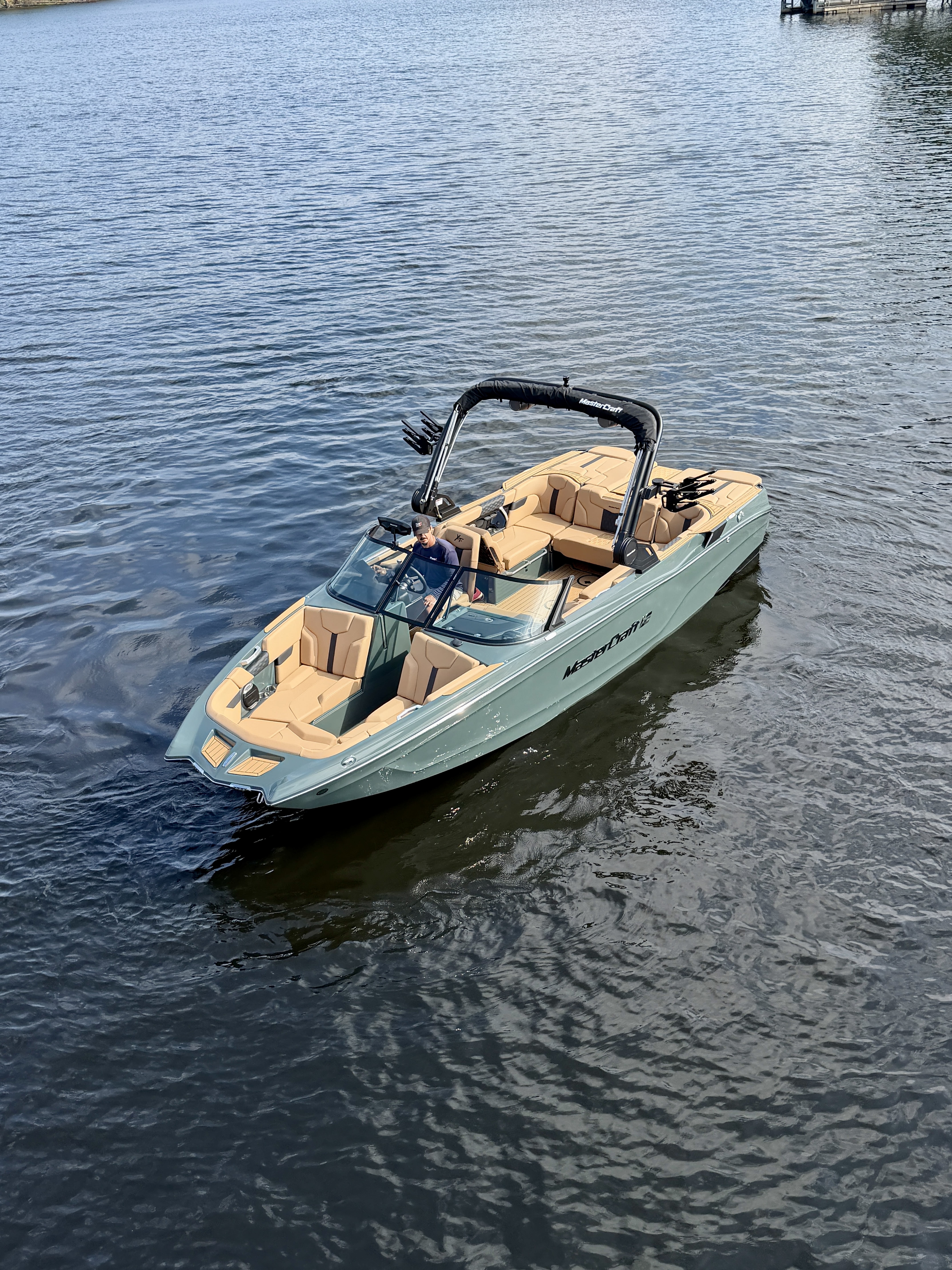 2027 MasterCraft XT24 Sport Boat