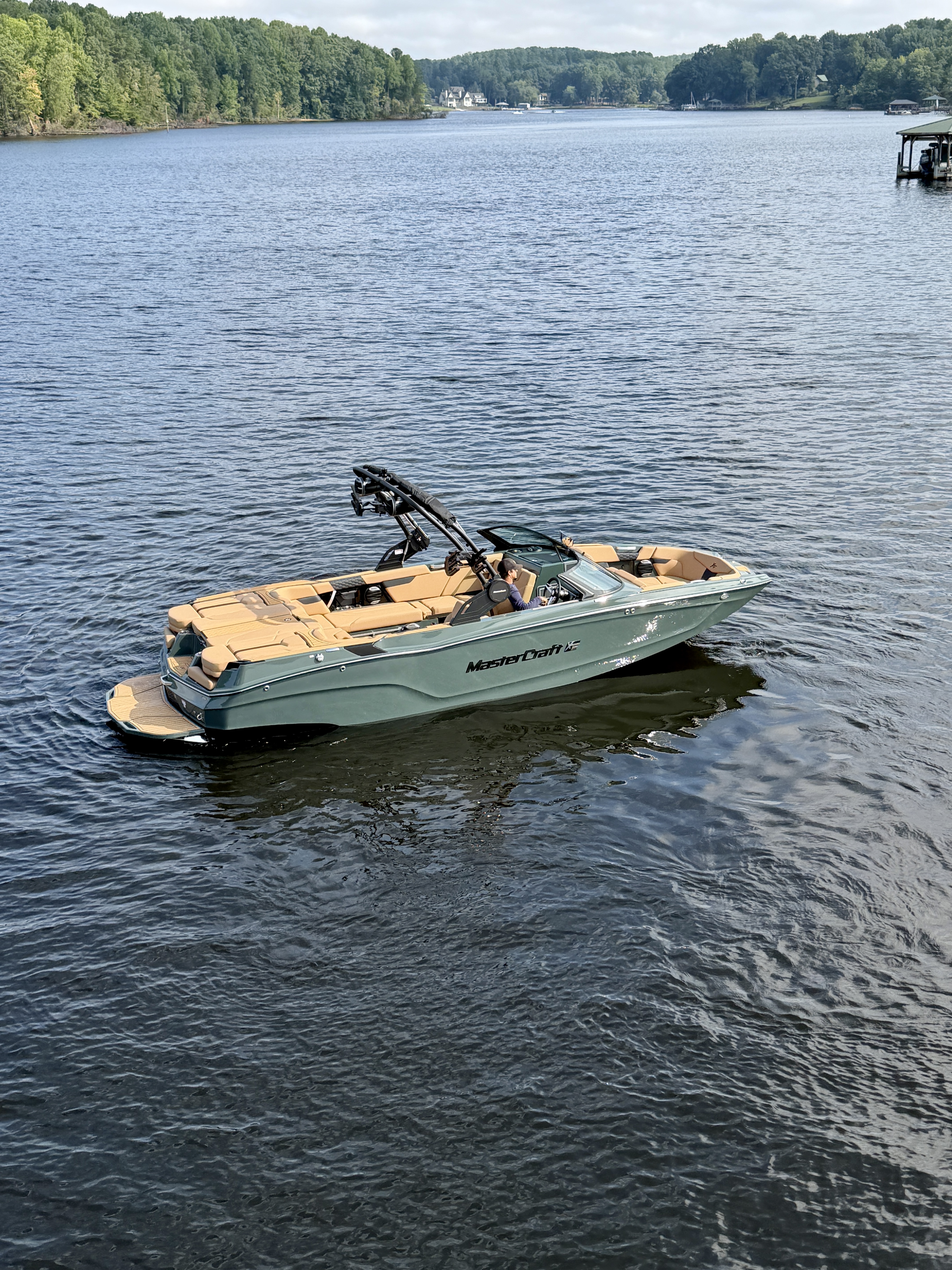 2027 MasterCraft XT24 Sport Boat