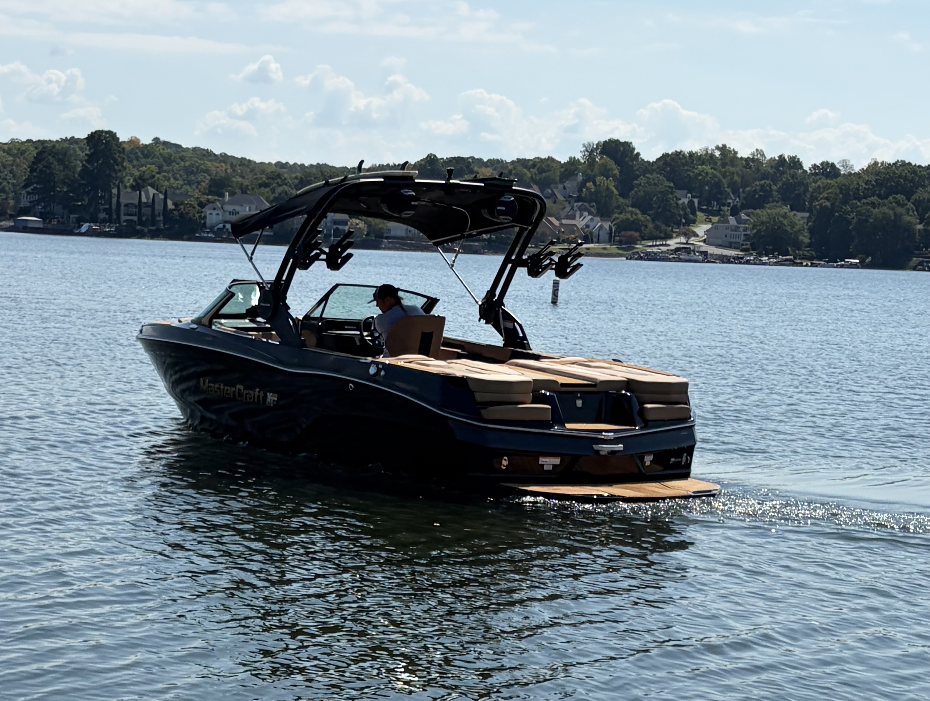 2026 MasterCraft XT23 Sport Boat