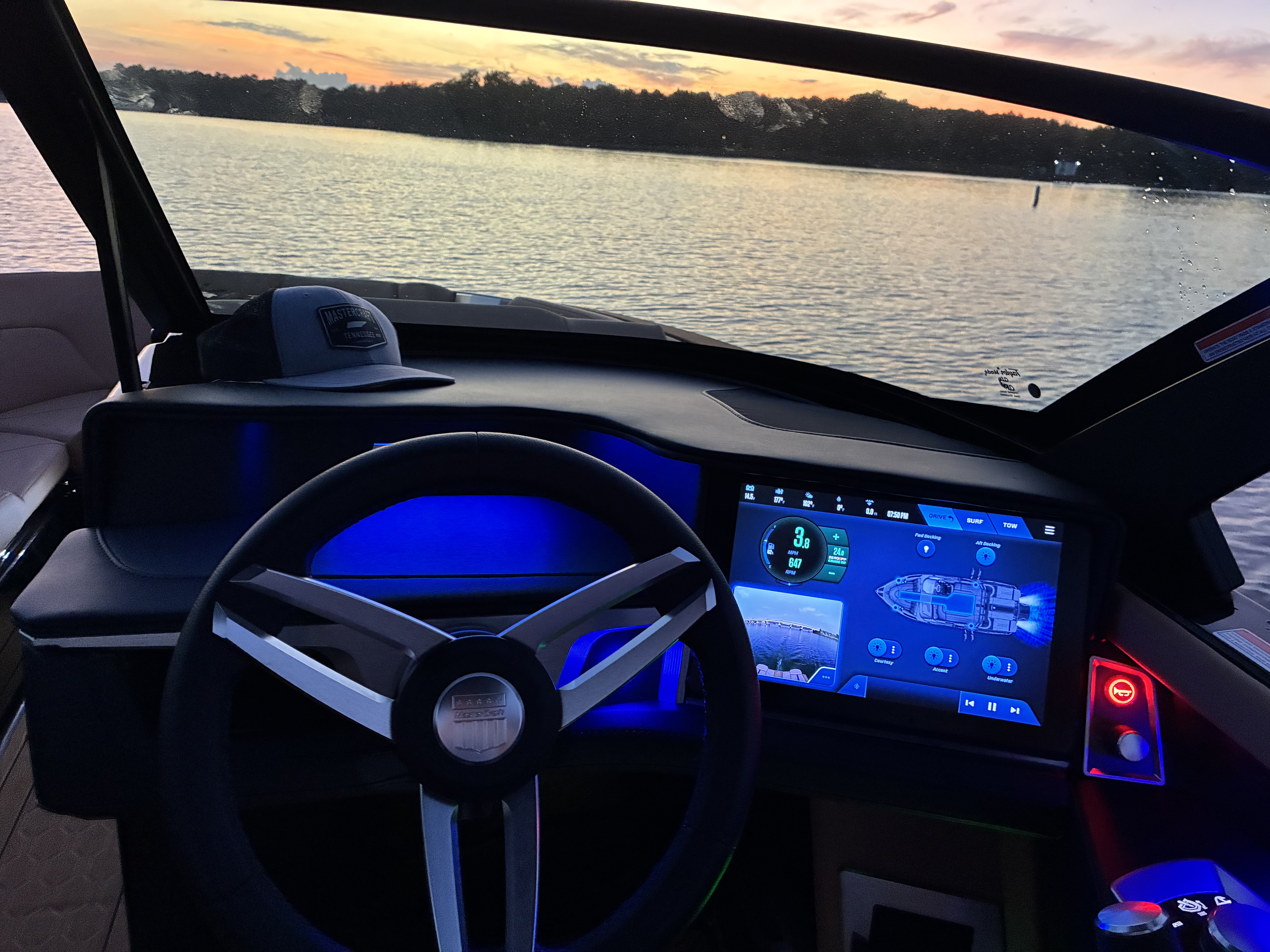 2026 MasterCraft XT23 Sport Boat