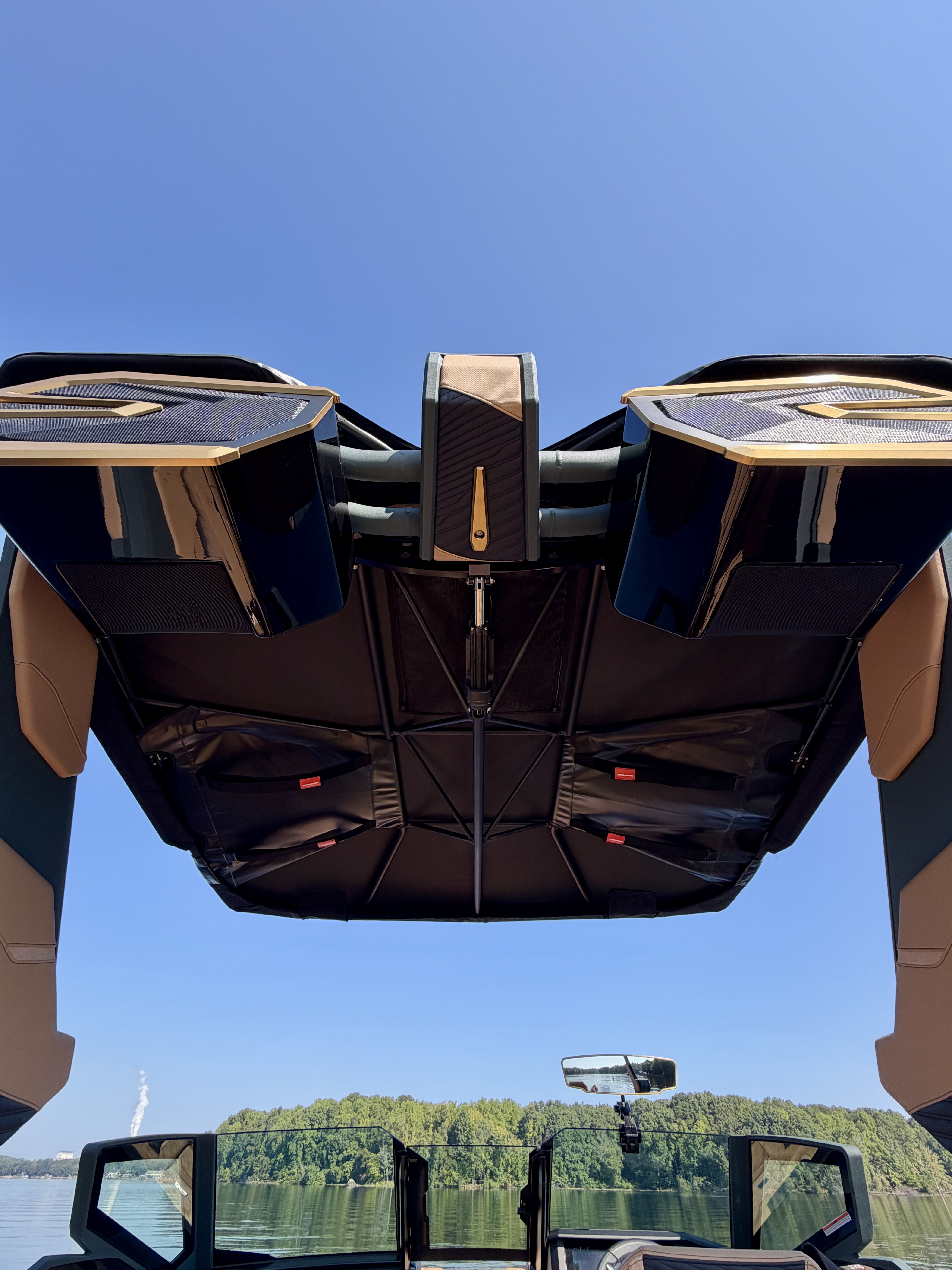 2027 MasterCraft X24 Sport Boat