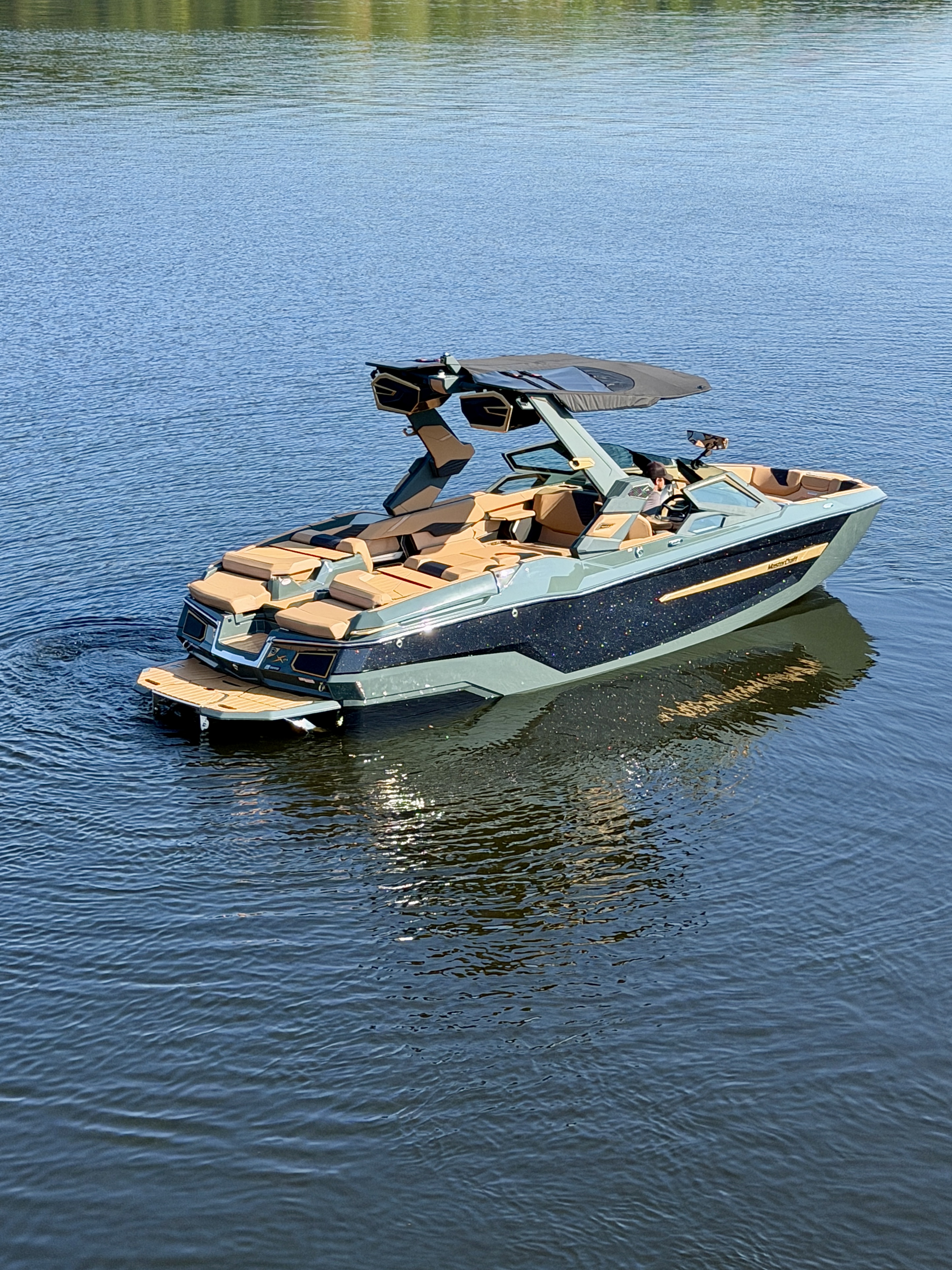 2027 MasterCraft X24 Sport Boat