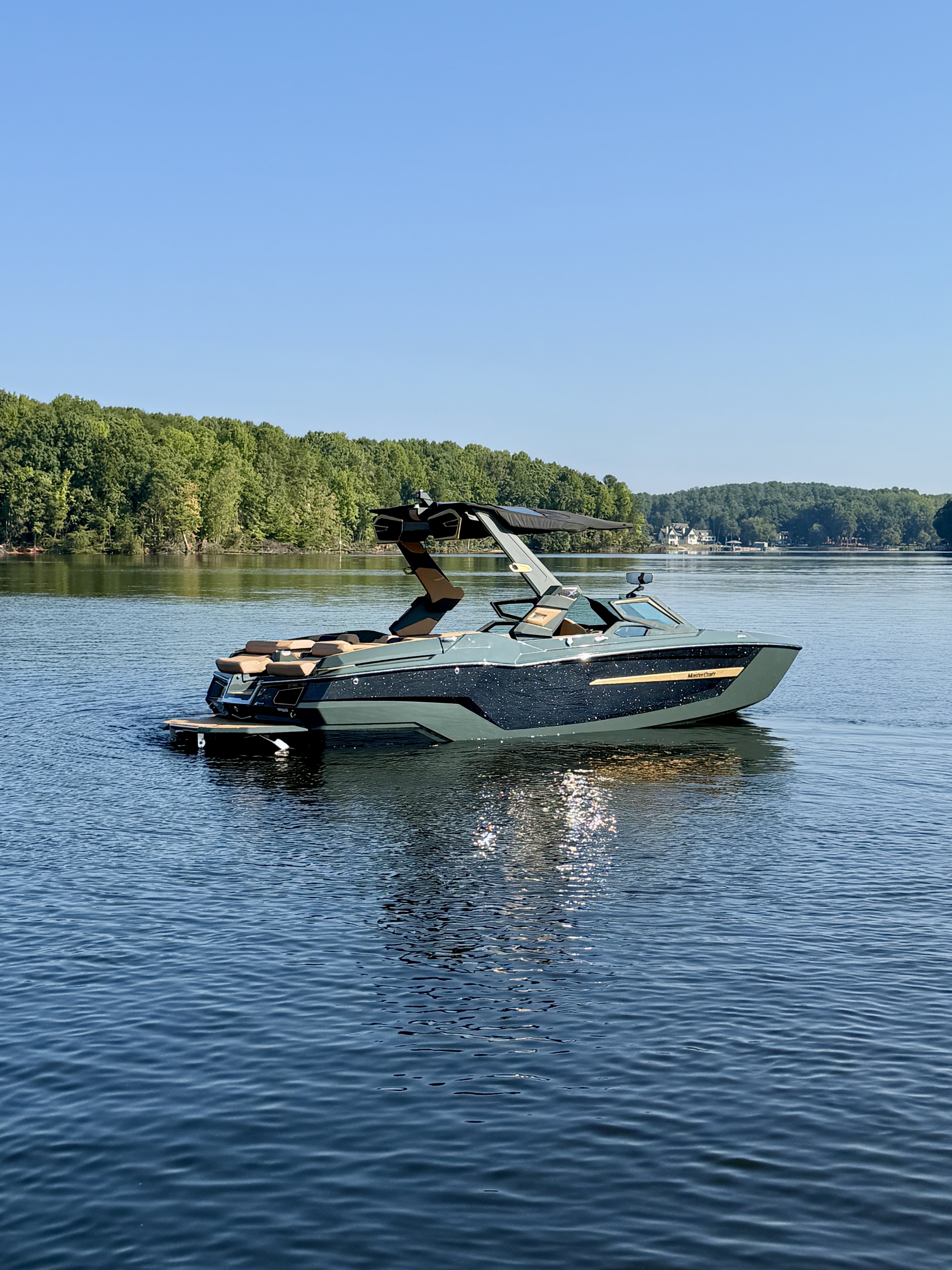 2027 MasterCraft X24 Sport Boat