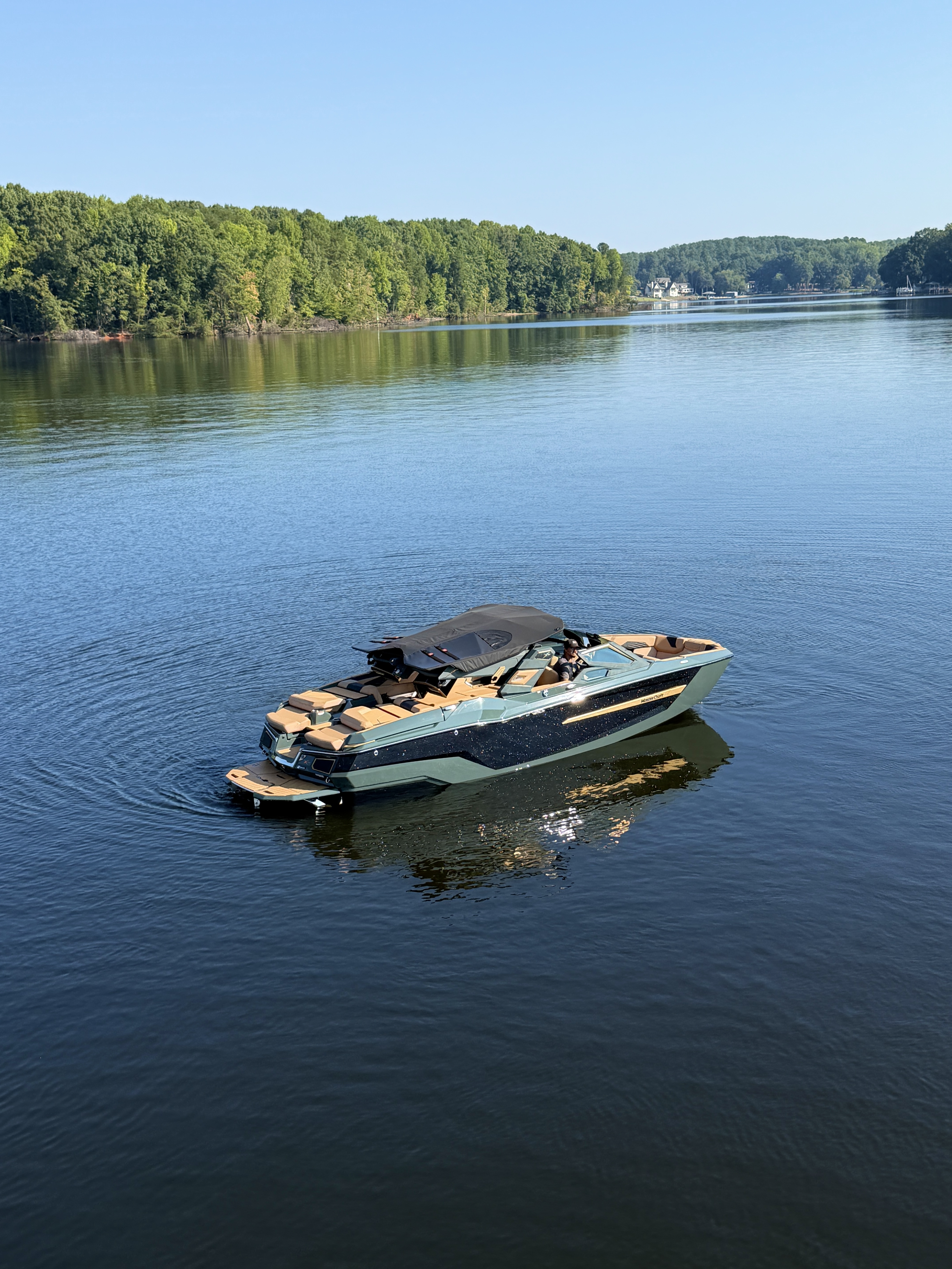2027 MasterCraft X24 Sport Boat