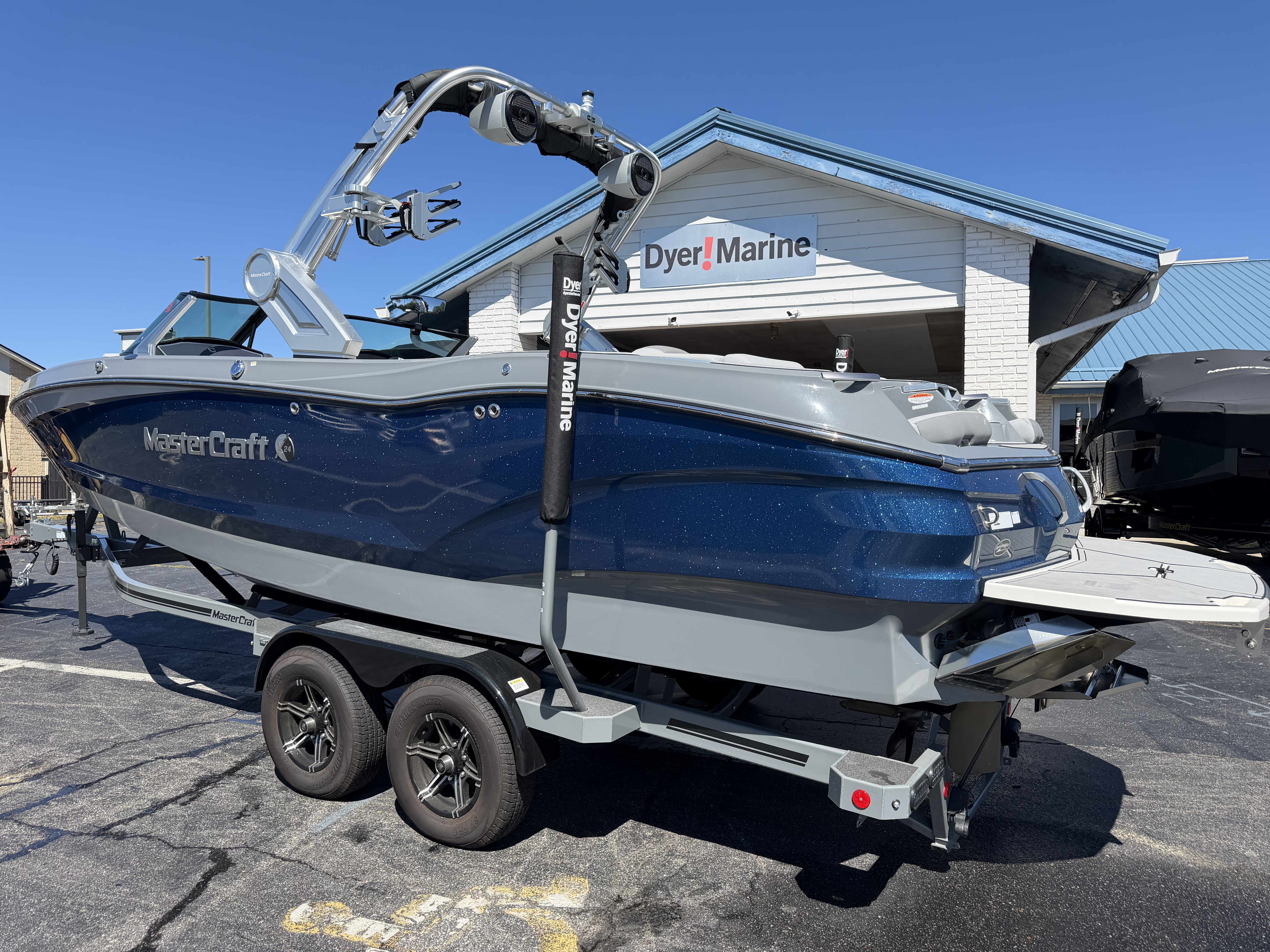 2024 MasterCraft X24 Sport Boat