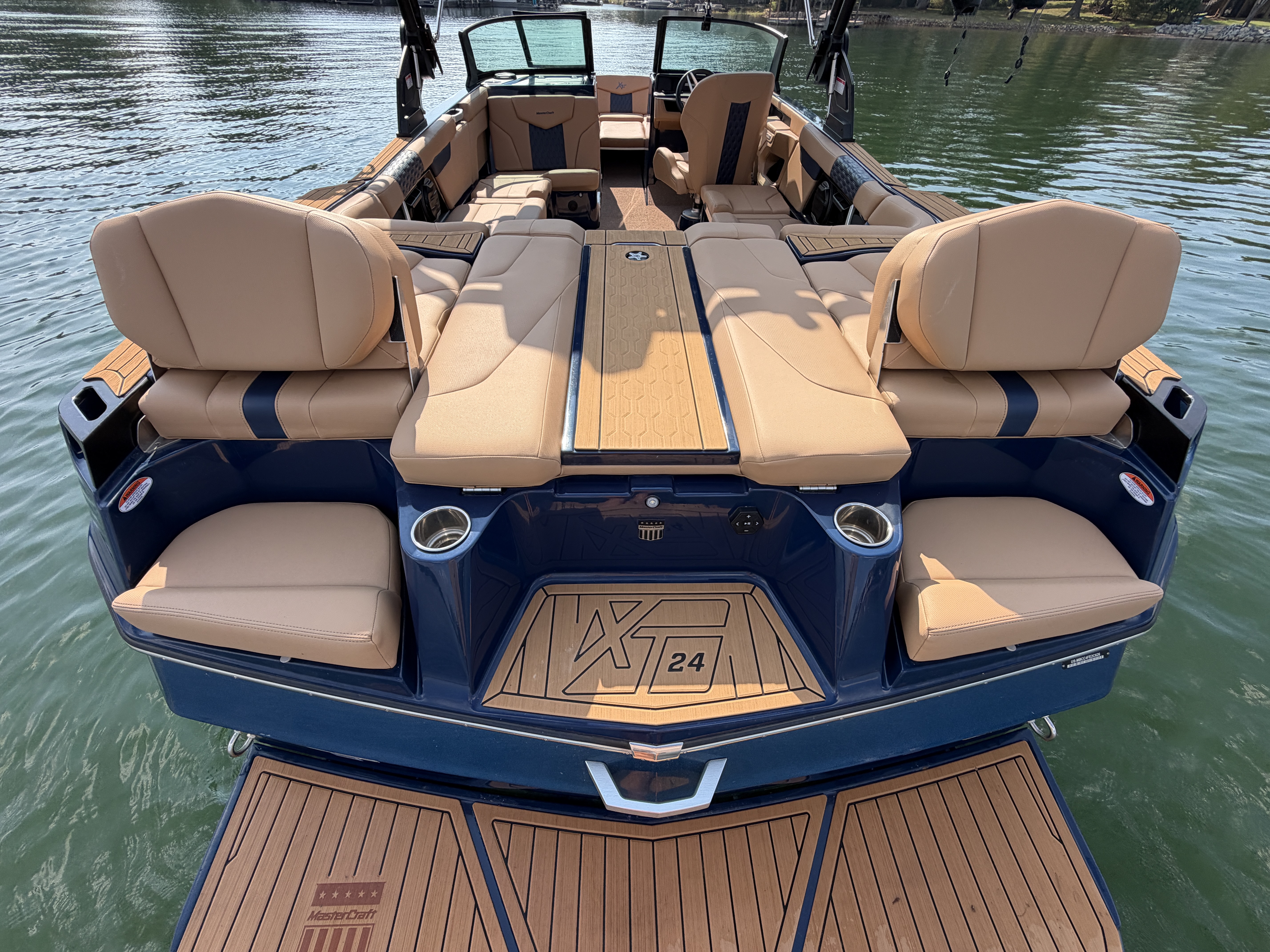 2026 MasterCraft XT24 Sport Boat