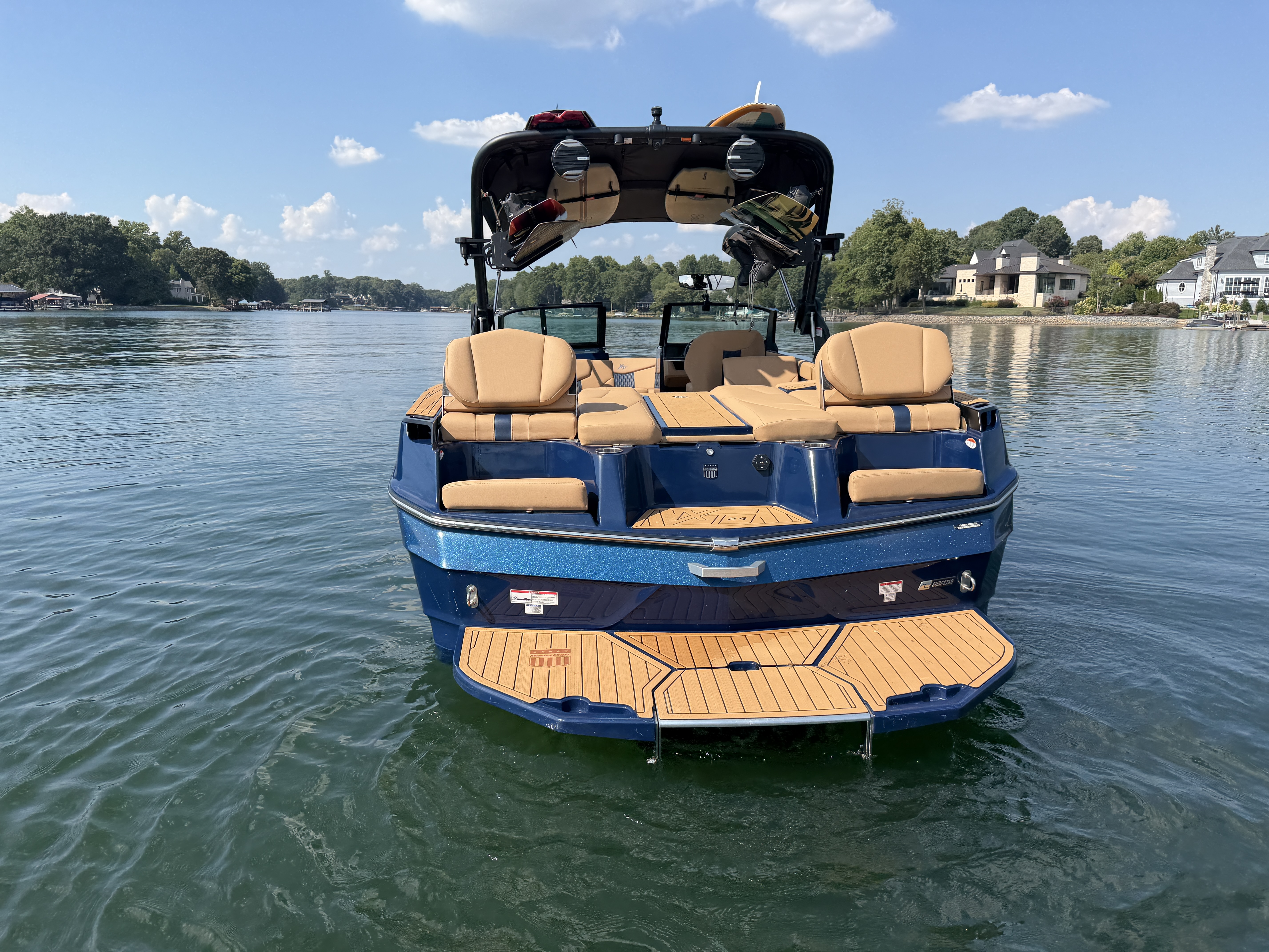 2026 MasterCraft XT24 Sport Boat