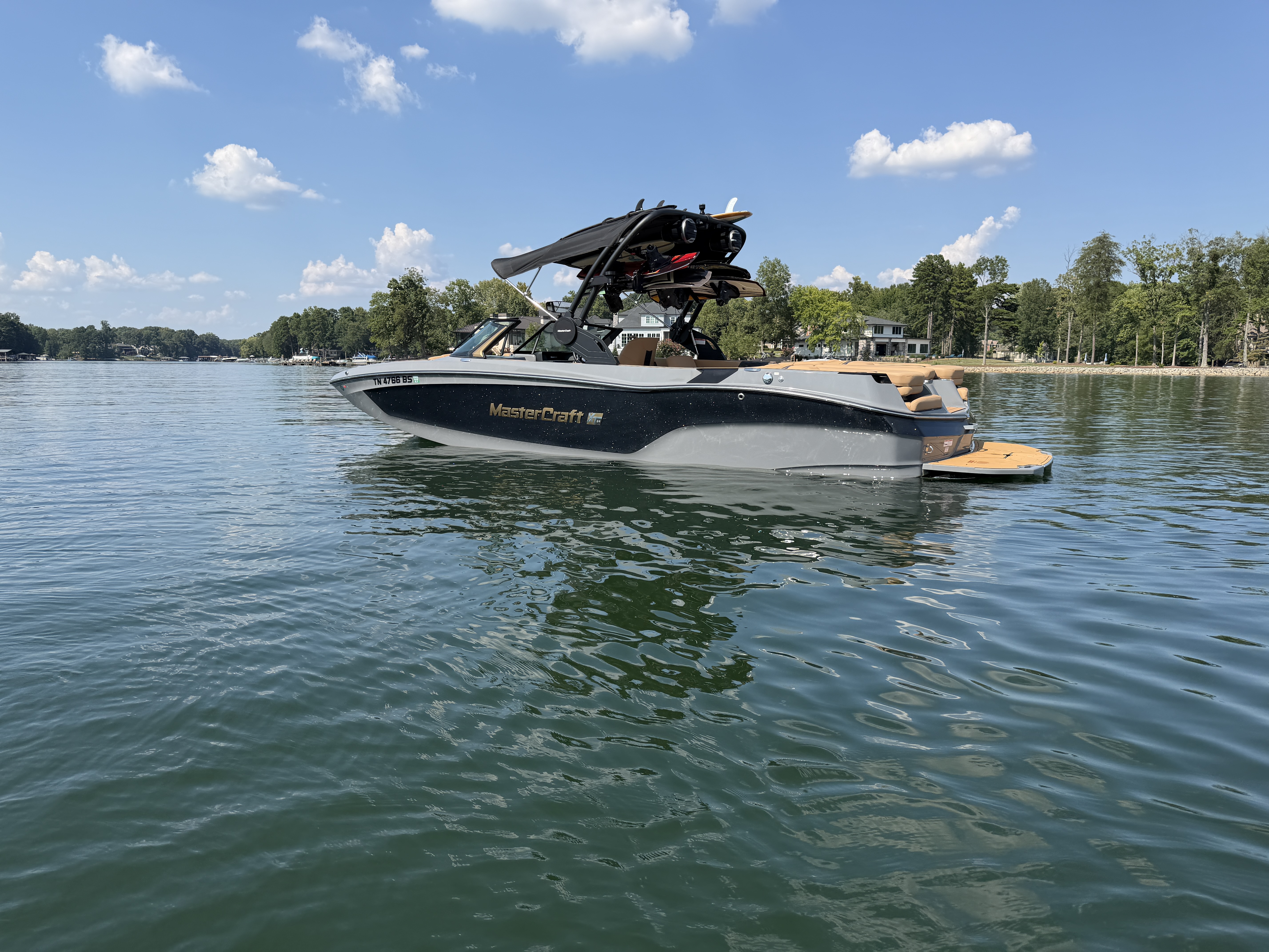 2026 MasterCraft XT24 Sport Boat