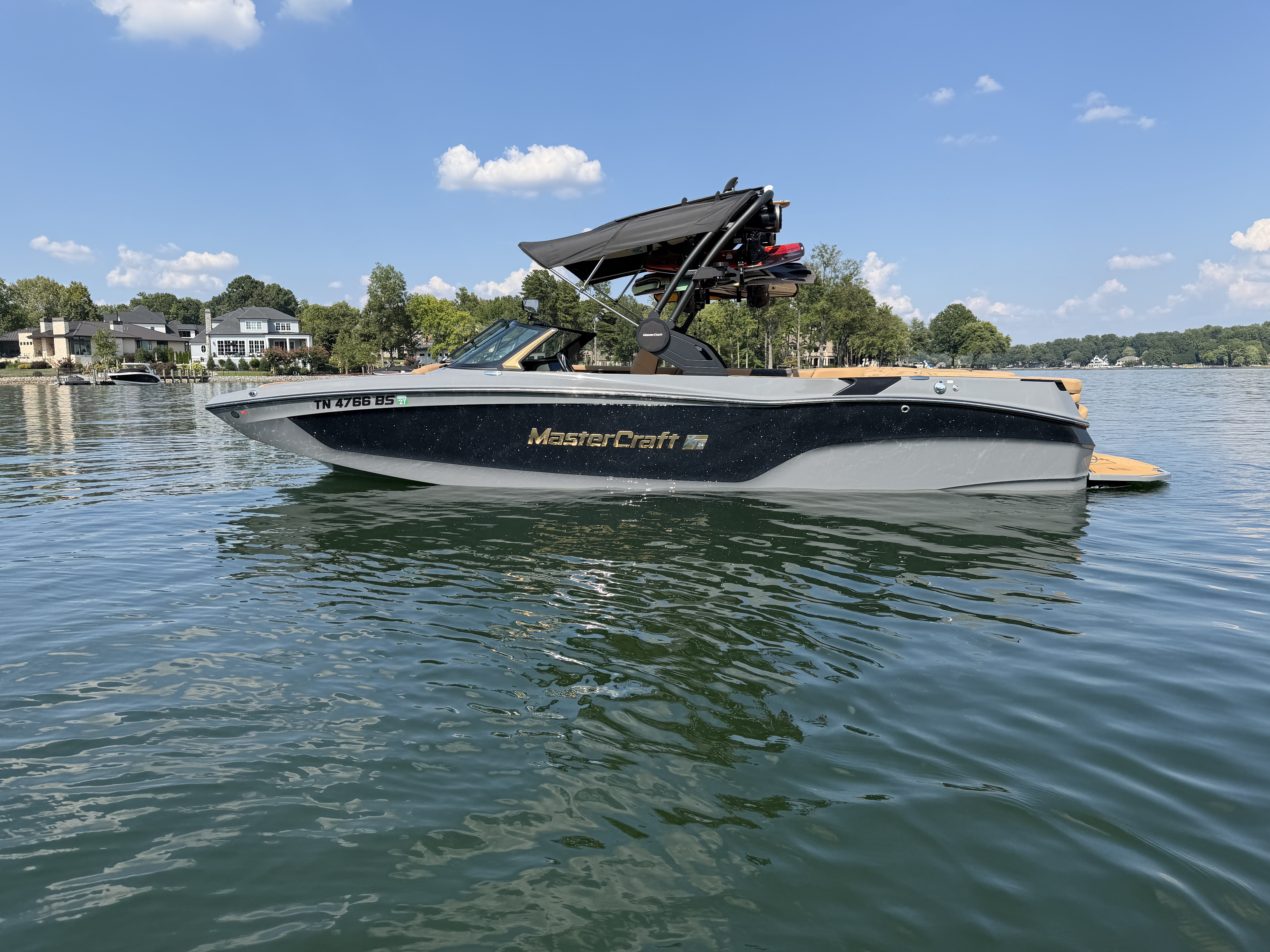 2026 MasterCraft XT24 Sport Boat