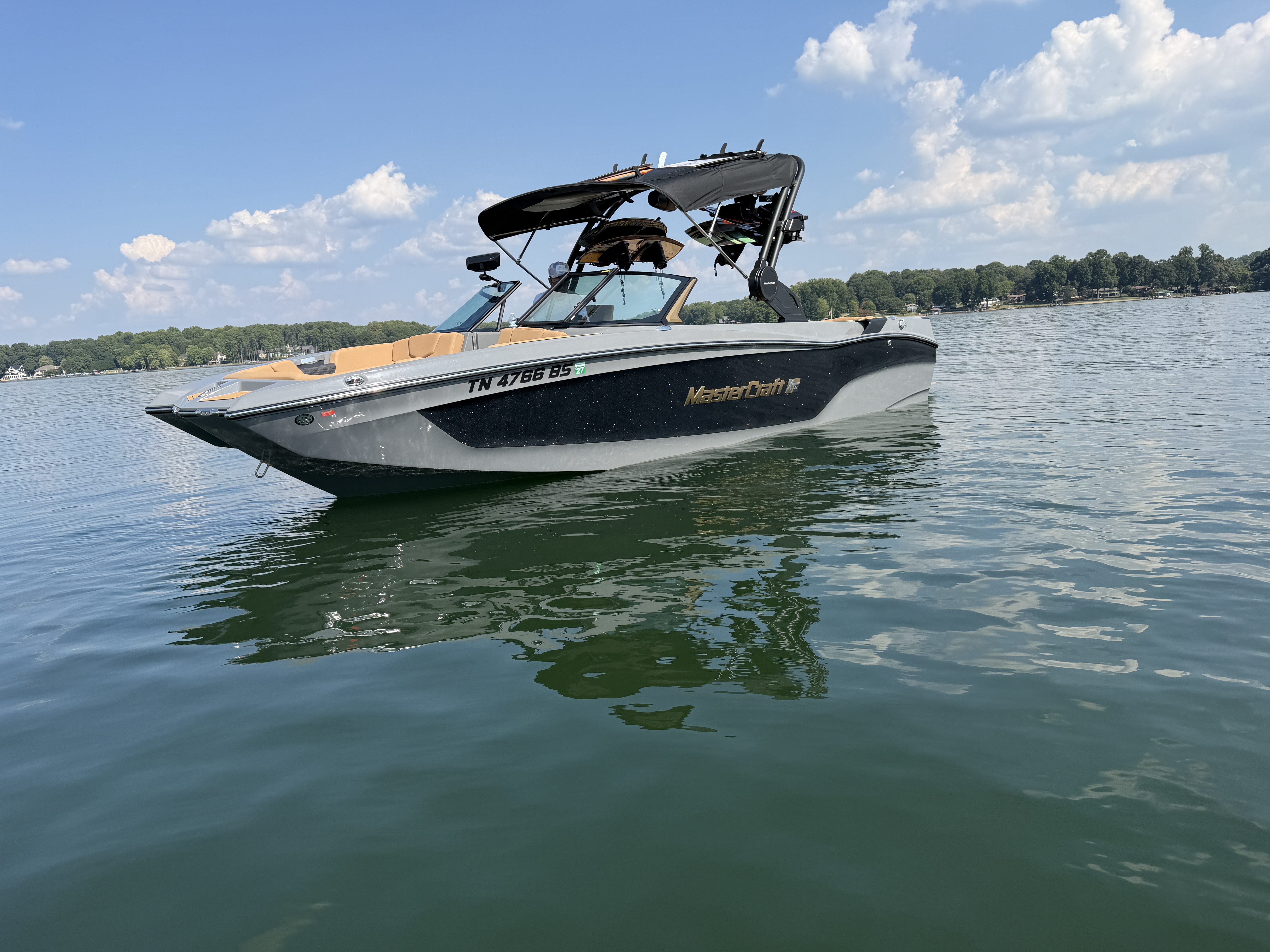 2026 MasterCraft XT24 Sport Boat