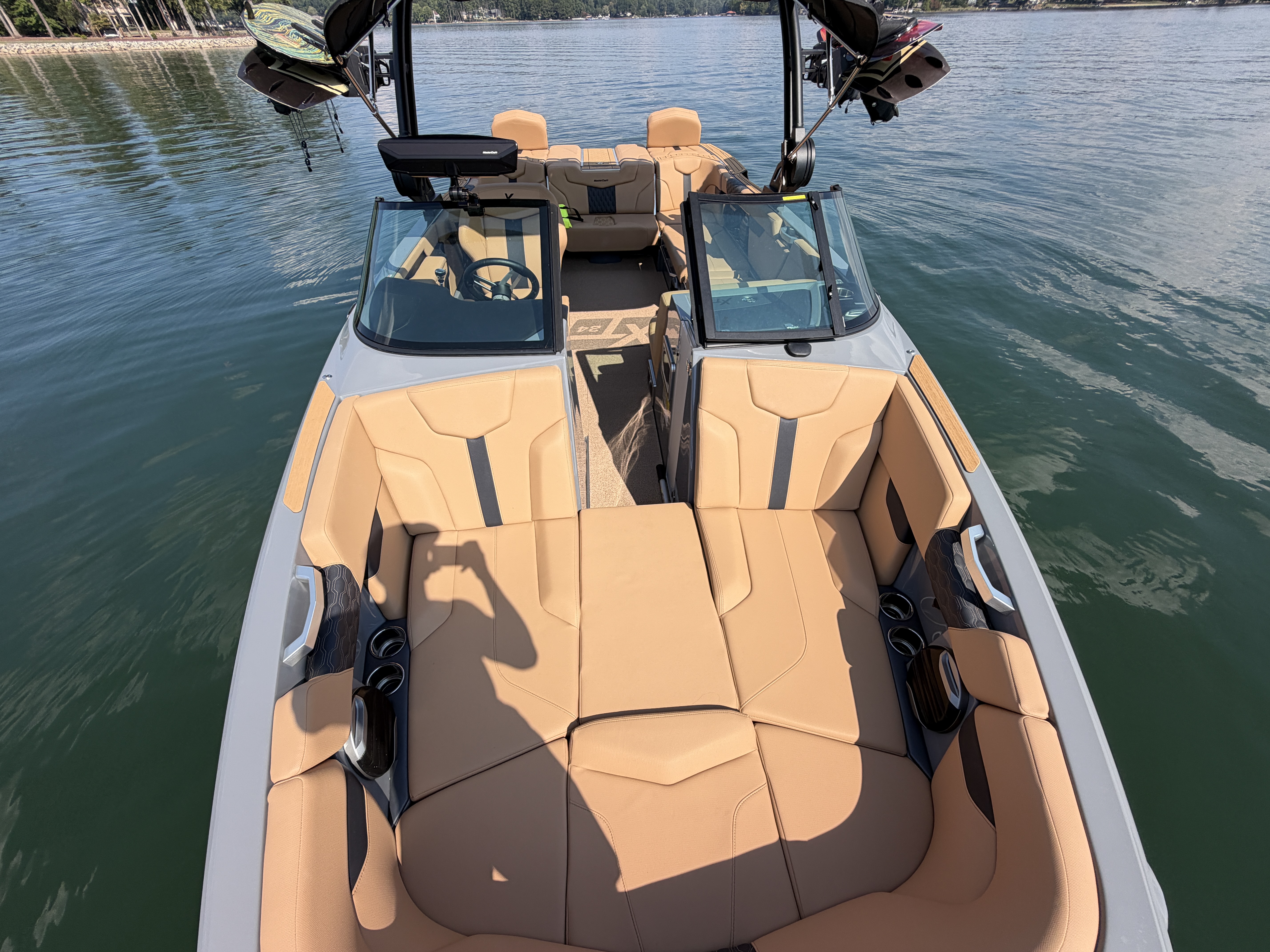 2026 MasterCraft XT24 Sport Boat