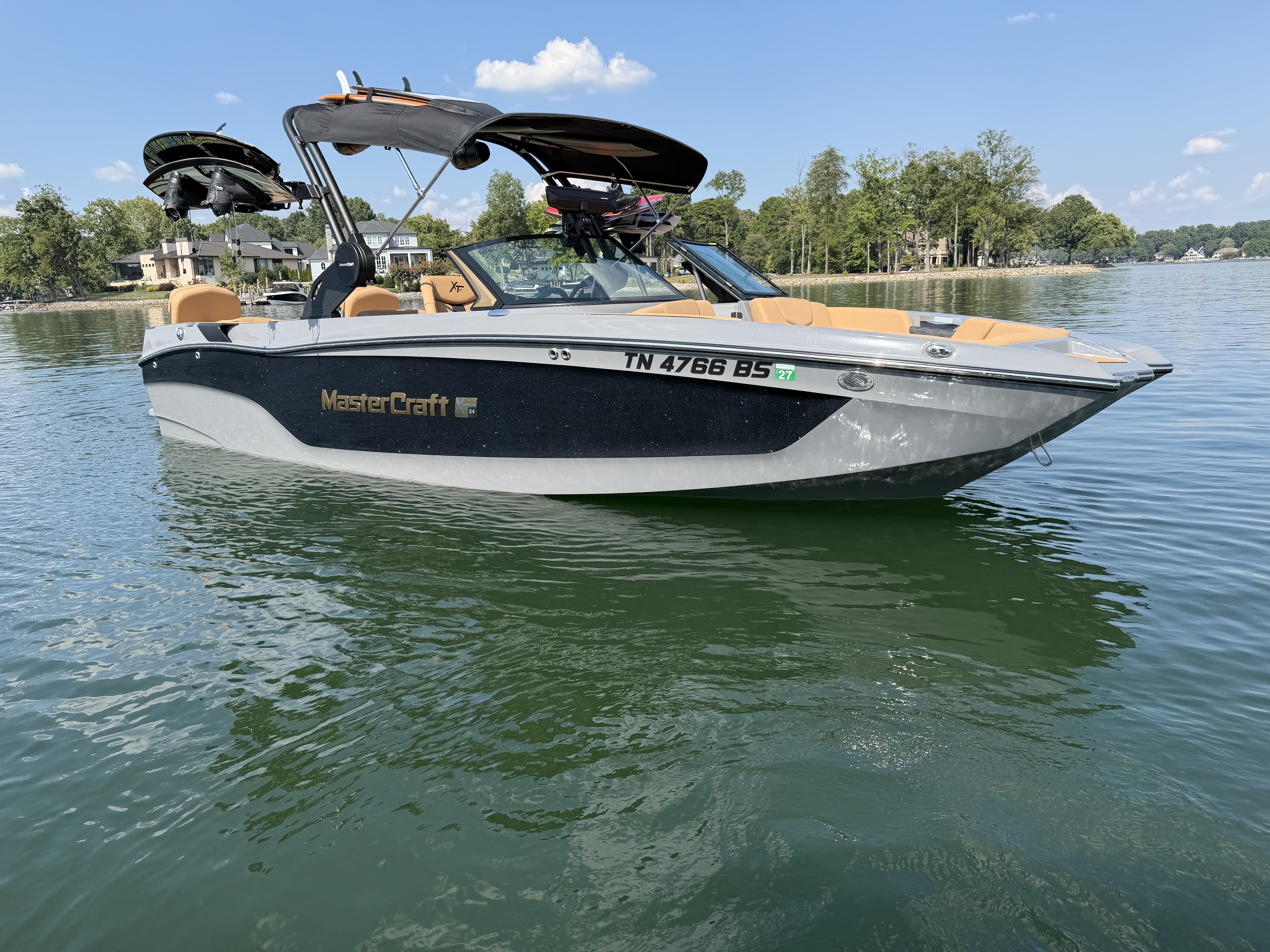 2026 MasterCraft XT24 Sport Boat