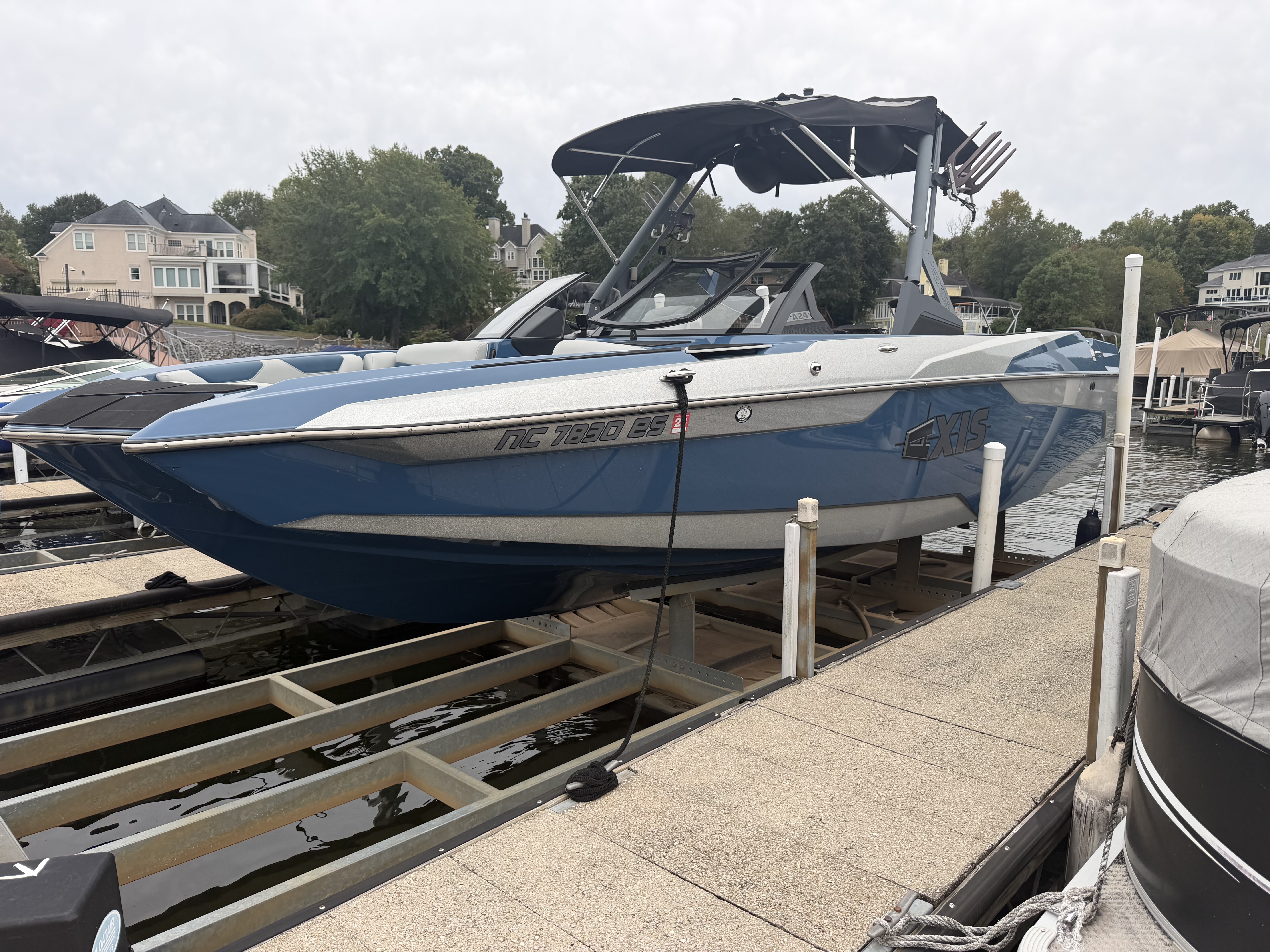 2021 AXIS A24 Sport Boat