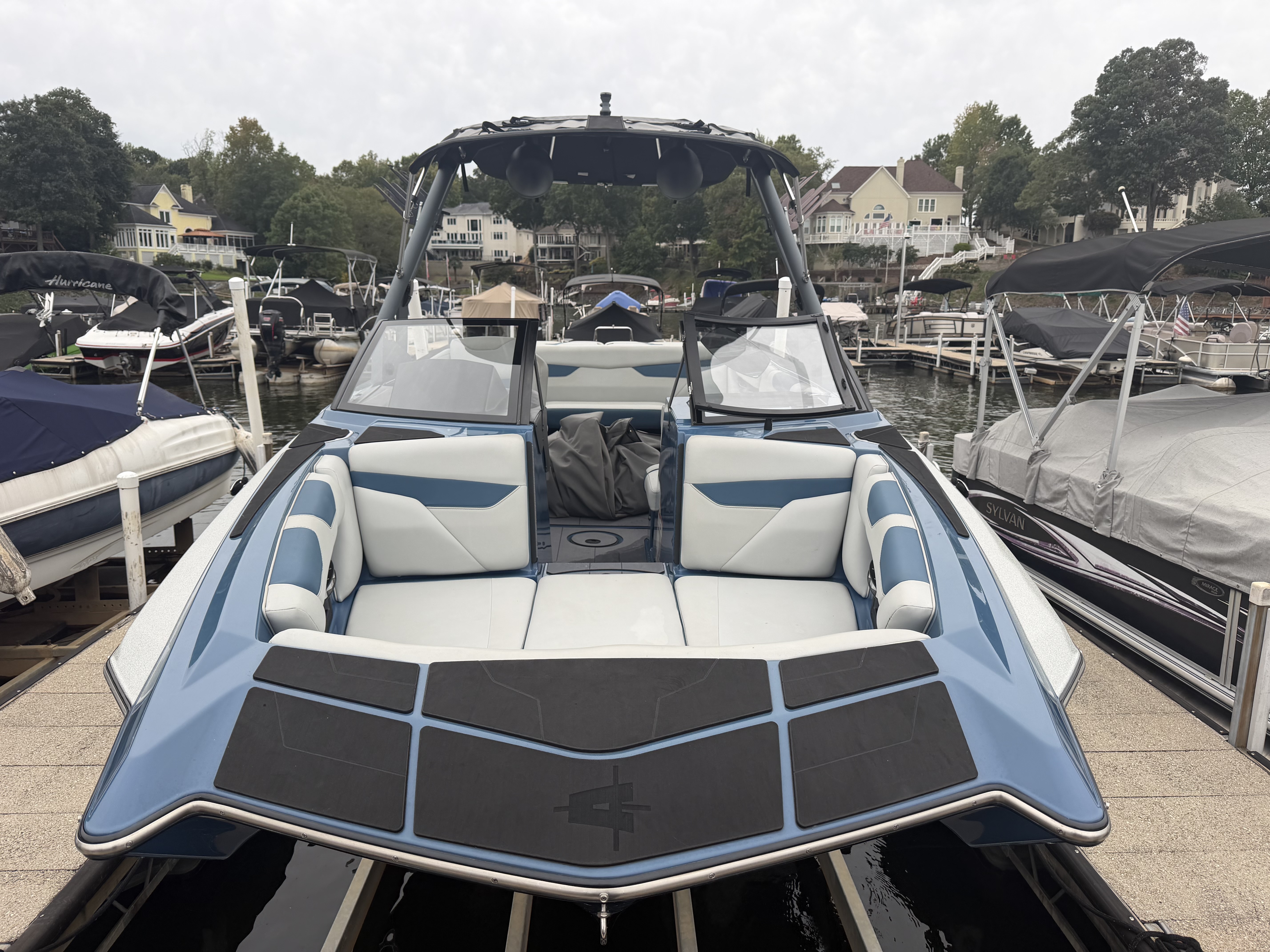 2021 AXIS A24 Sport Boat