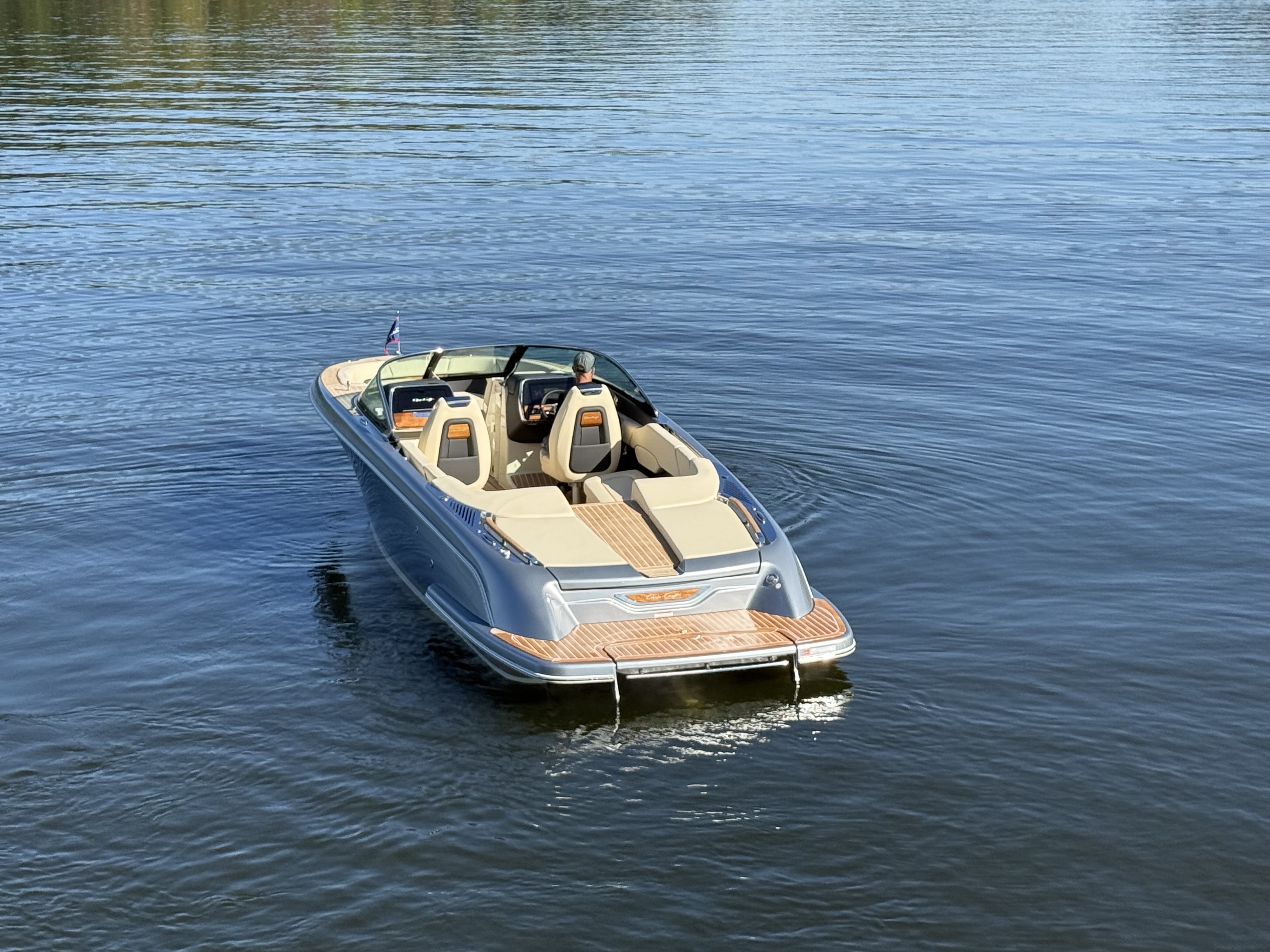 2027 Chris Craft Launch 27 LX Sport Boat