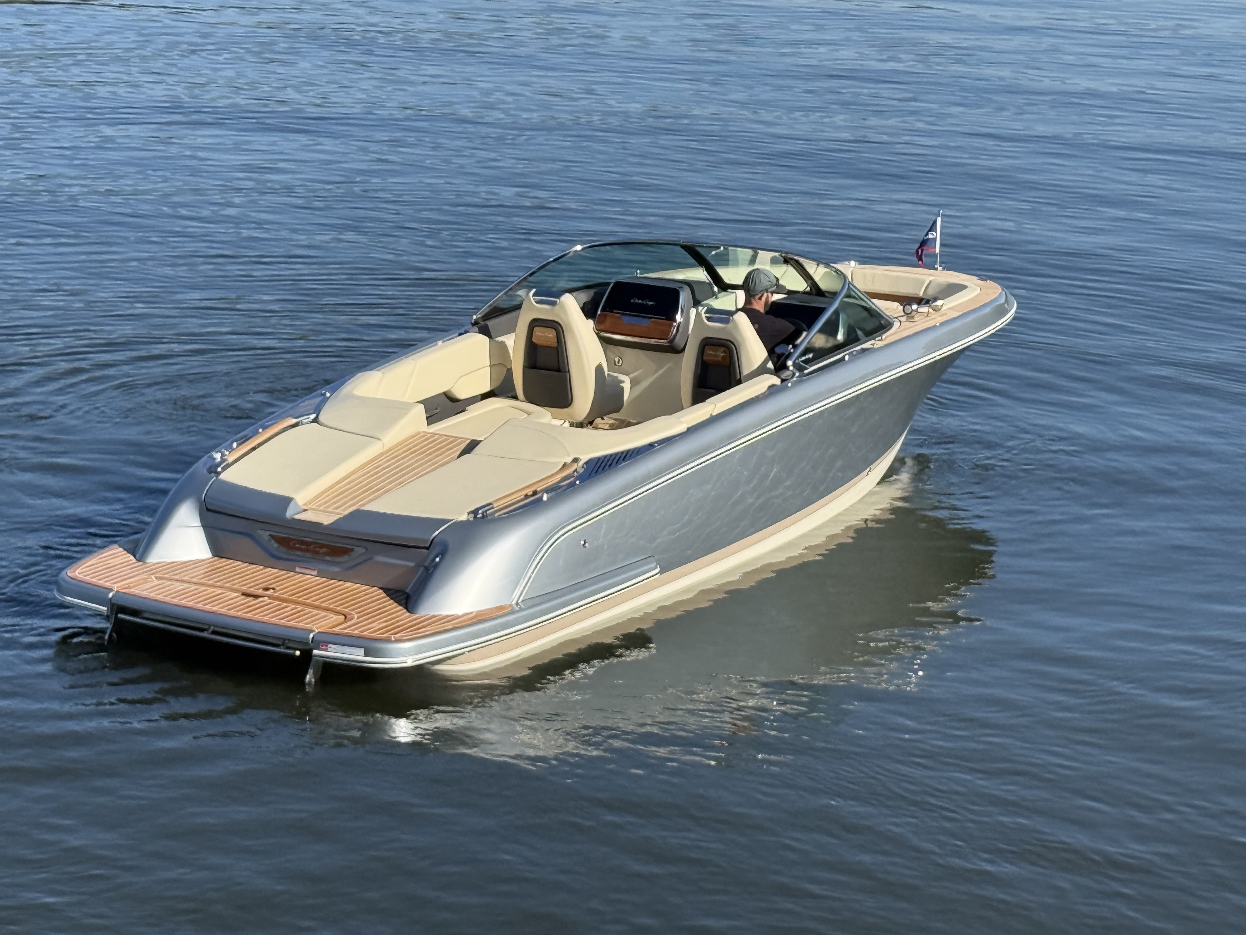 2027 Chris Craft Launch 27 LX Sport Boat