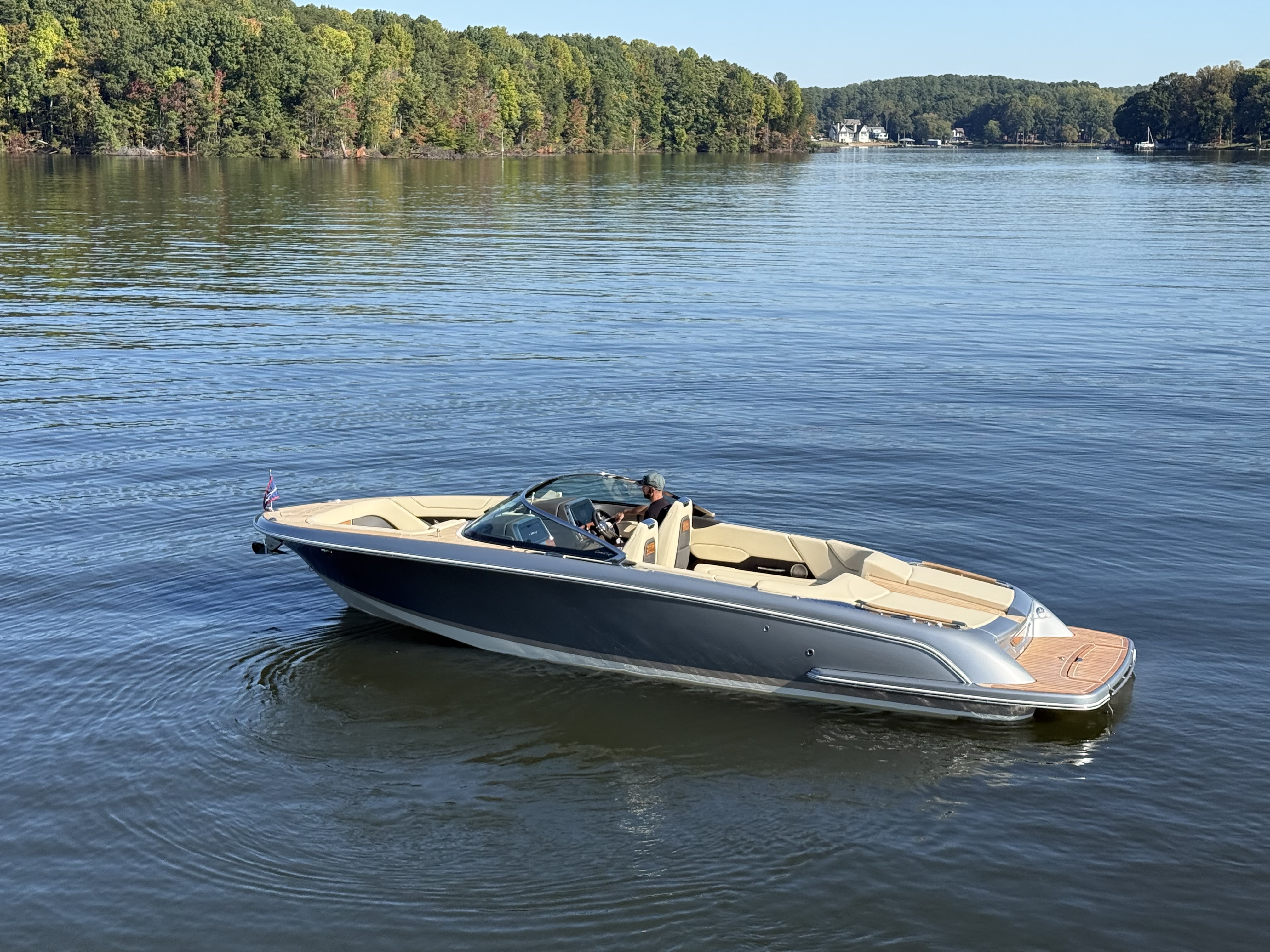2027 Chris Craft Launch 27 LX Sport Boat